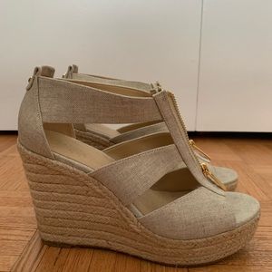 Michael Kors Damita Wedge (7.5)